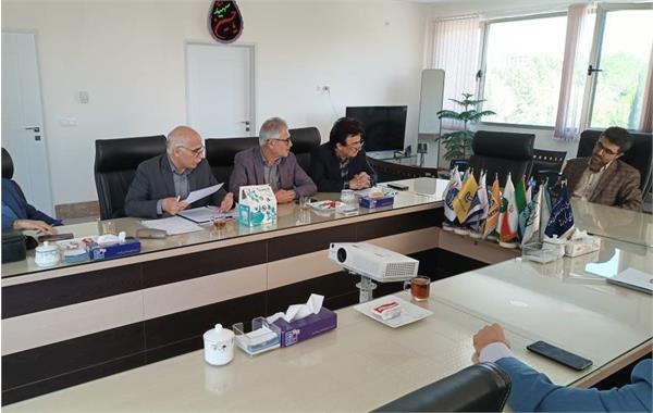 واگذاری خدمات بیشتر به دفاتر پیشخوان خدمات دولت ضرورت دارد