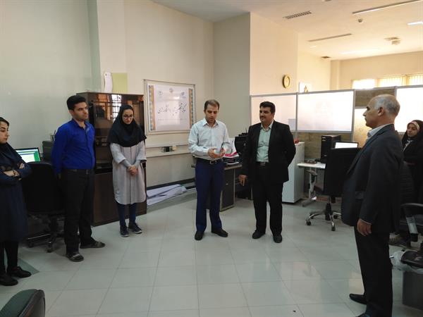 بازدید مدیر کل ارتباطات و فناوری اطلاعات استان کرمانشاه از مرکز تخصصی آپا دانشگاه رازی