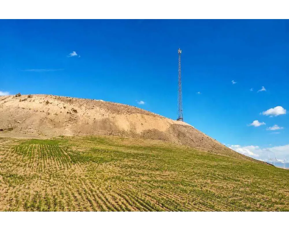 اهالی روستای طاهرآباد شهرستان سنقروکلیایی به اینترنت پرسرعت متصل شدند