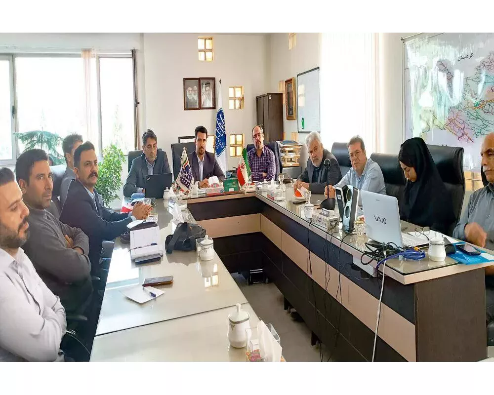 نشست شورای راهبری توسعه ارتباطات و فناوری اطلاعات استان کرمانشاه
