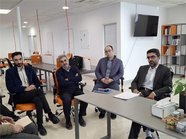 بازدید مدیر کل ICT از مرکز گیم و انیمیشن پارک علم و فناوری و مرکز مخابرات رسالت