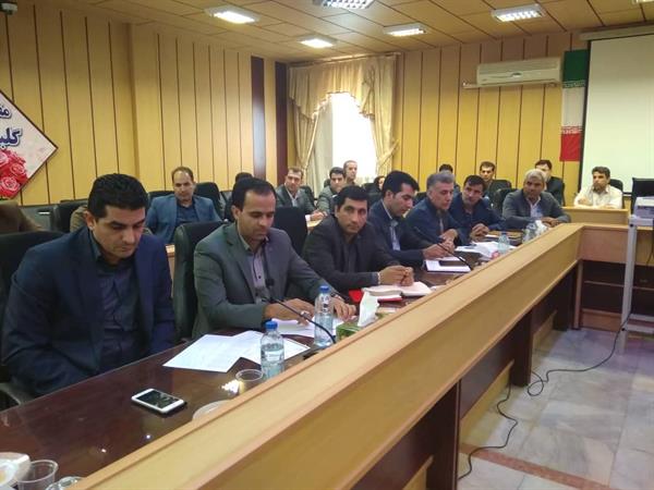 بررسی آخرین وضعیت طرح های اشتغال پایدار در مناطق روستایی و عشایری شهرستان جوانرود
