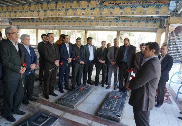 تجدید میثاق با آرمانهای شهدای انقلاب اسلامی