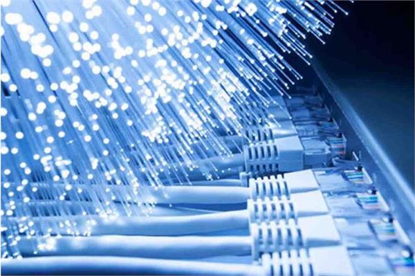 پهنای باند پایدار و مطمئن، مهم ترین مولفه در رشد بخش فناوری اطلاعات است