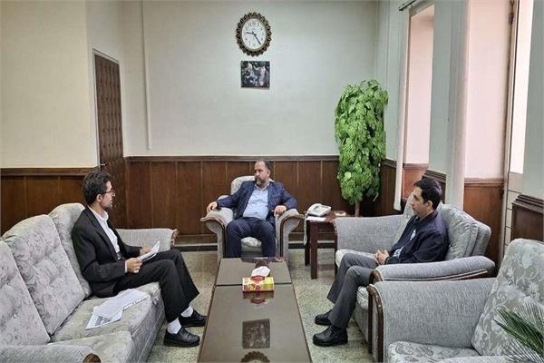 دیدار نوروزی مدیرکل ارتباطات و فناوری اطلاعات استان با معاون اقتصادی استاندار کرمانشاه